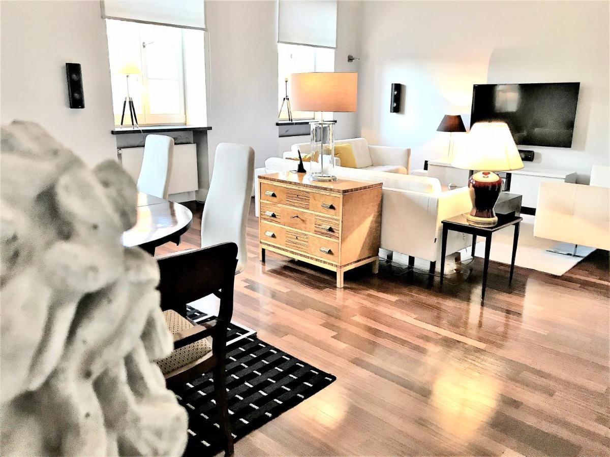 Luxury Apartments Mondrian Market Square III Warsaw Luaran gambar