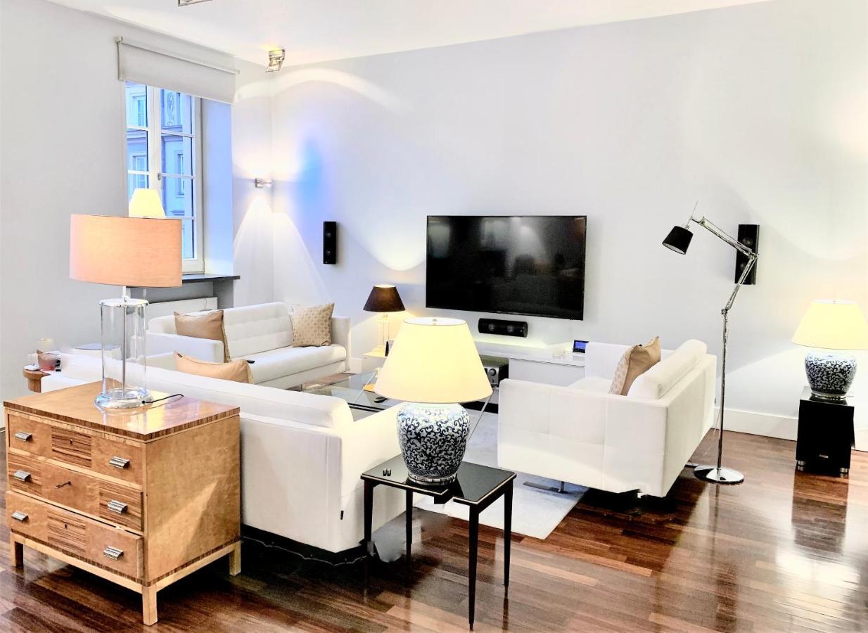 Luxury Apartments Mondrian Market Square III Warsaw Luaran gambar