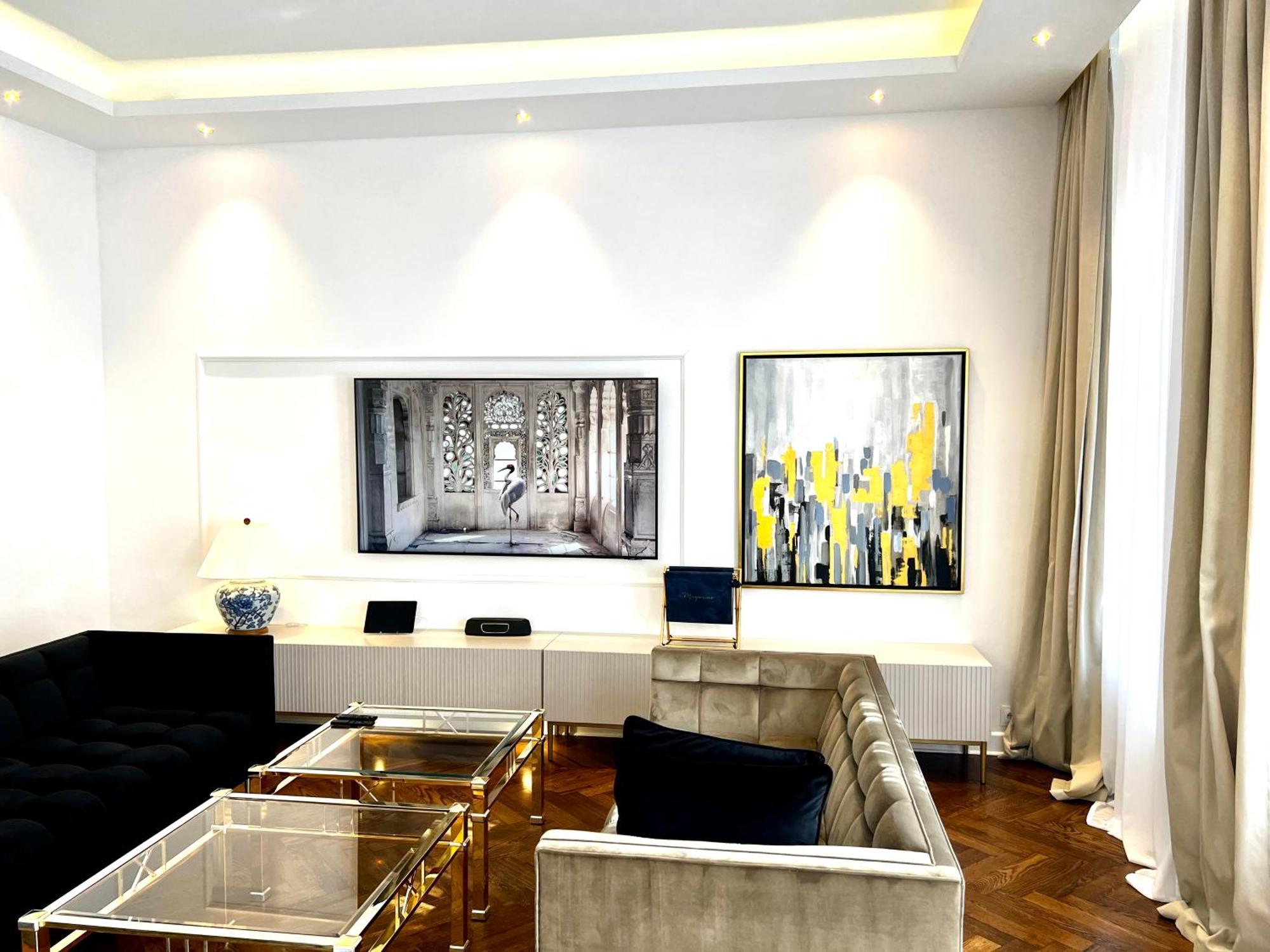 Luxury Apartments Mondrian Market Square III Warsaw Bilik gambar