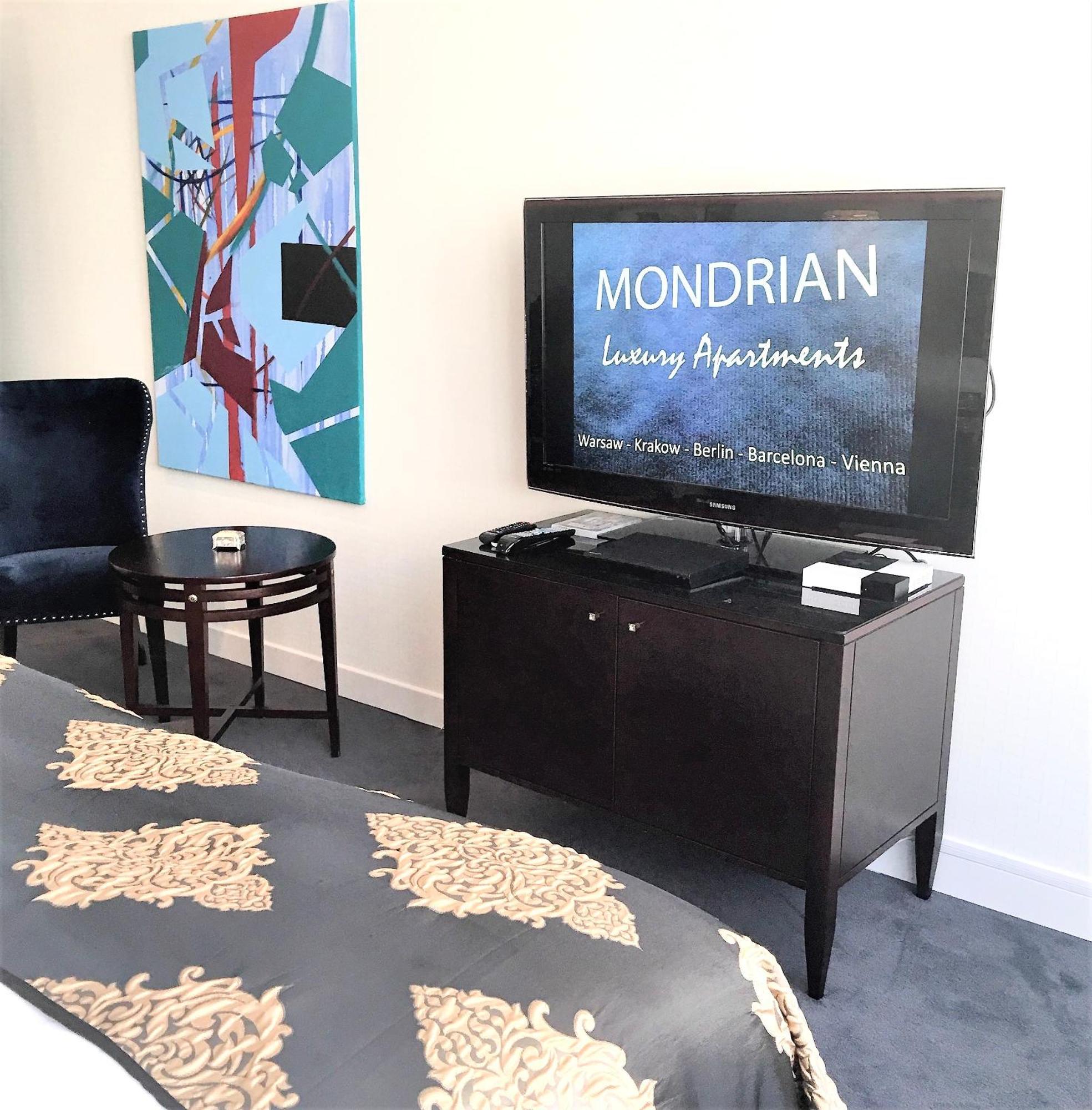 Luxury Apartments Mondrian Market Square III Warsaw Bilik gambar